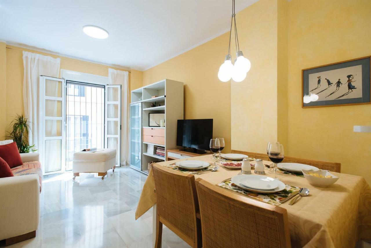 El Refugio De San Luis Con Parking Opcional Apartment Seville Exterior photo
